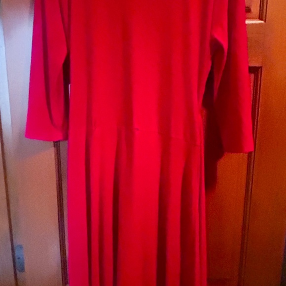Faux wrap stretchy red dress- Christmas party, work, date night - Picture 4 of 6